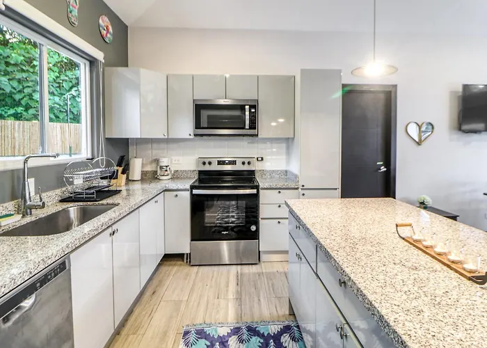 Avellanas Beach Condo: Saltwater Pool Access! *