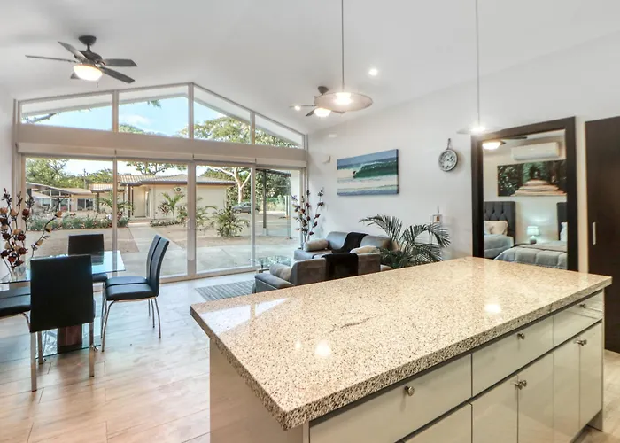 Avellanas Beach Condo: Saltwater Pool Access! *